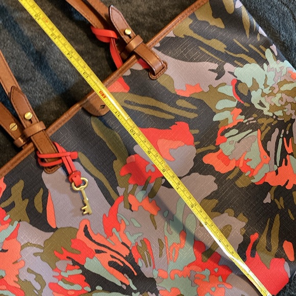 Fossil Multi Color large purse - Picture 7 of 12